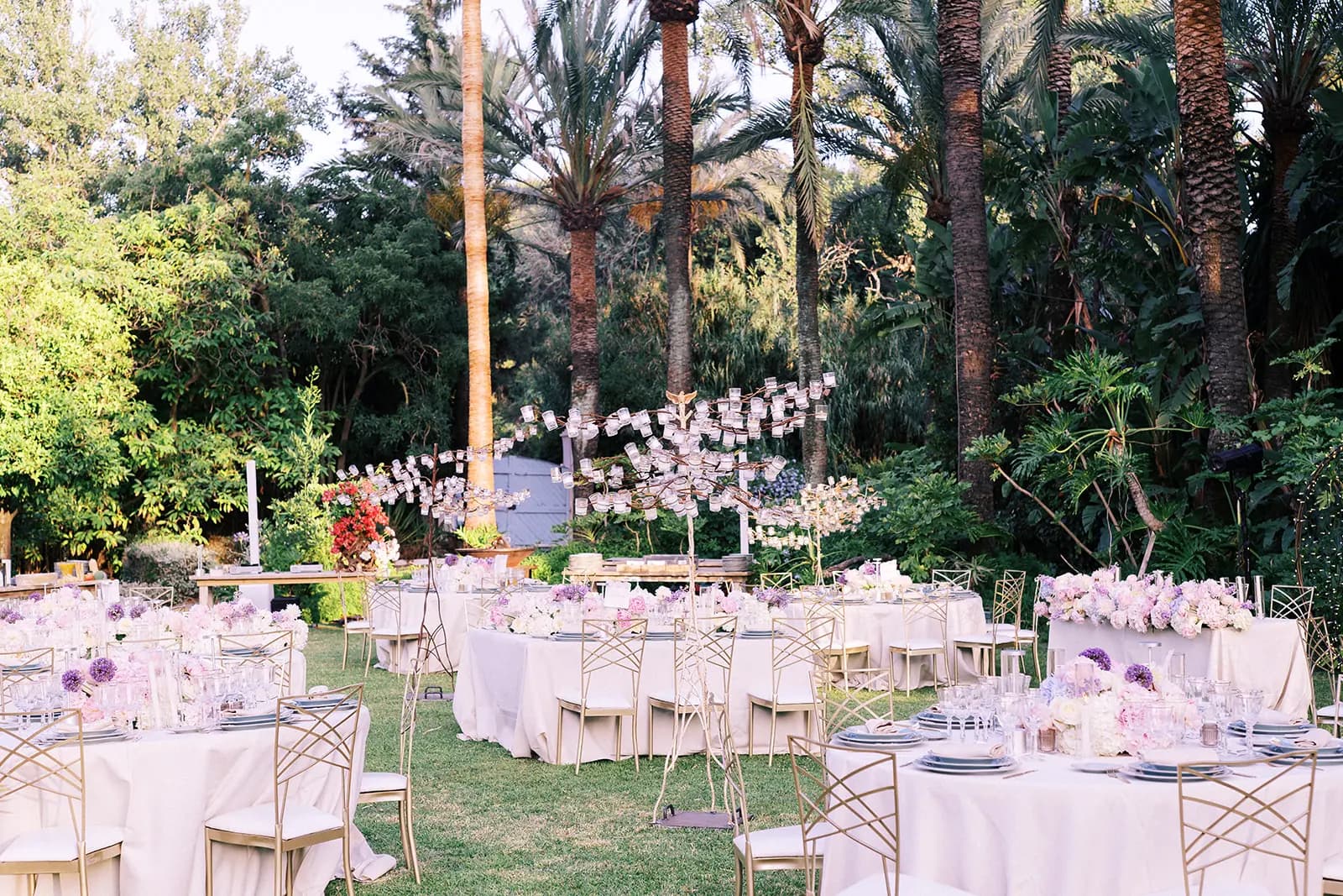 Deema & Mohamad at Private estate, photograph 4.2