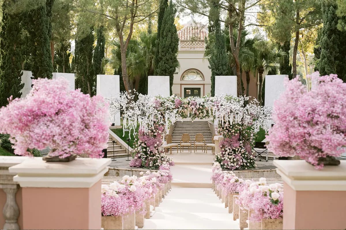 The gardens and colonnades of Anantara Villa Padierna Palace in Benahavis