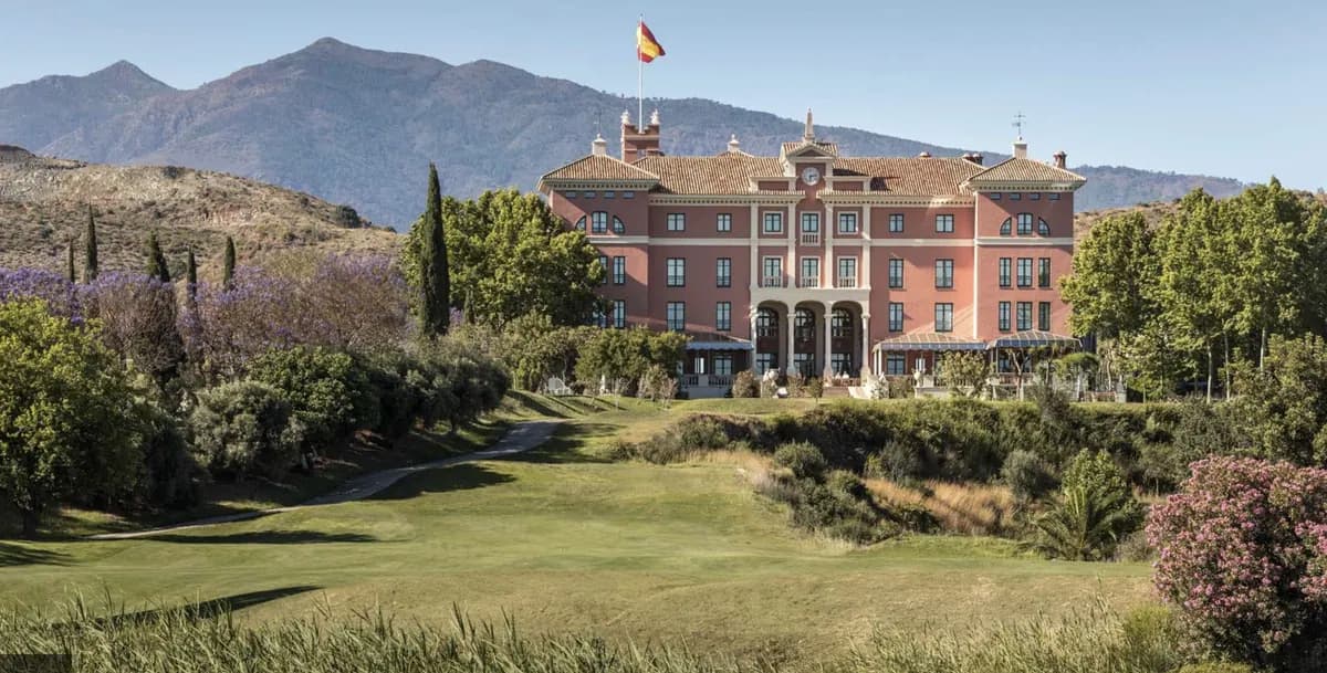A second view of Anantara Villa Padierna Palace in Benahavís · Marbella